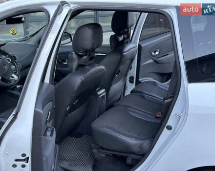 Белый Рено Гранд Сценик, объемом двигателя 1.5 л и пробегом 201 тыс. км за 8499 $, фото 11 на Automoto.ua