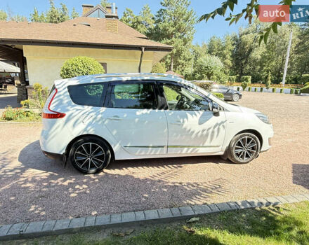 Білий Рено Гранд Сценік, об'ємом двигуна 1.5 л та пробігом 231 тис. км за 8700 $, фото 9 на Automoto.ua