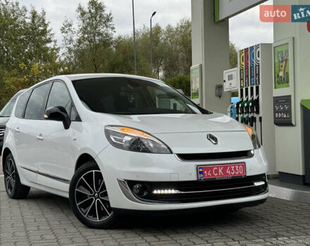 Белый Рено Гранд Сценик, объемом двигателя 1.6 л и пробегом 207 тыс. км за 9450 $, фото 21 на Automoto.ua