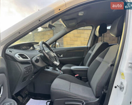 Білий Рено Гранд Сценік, об'ємом двигуна 1.5 л та пробігом 236 тис. км за 7800 $, фото 26 на Automoto.ua