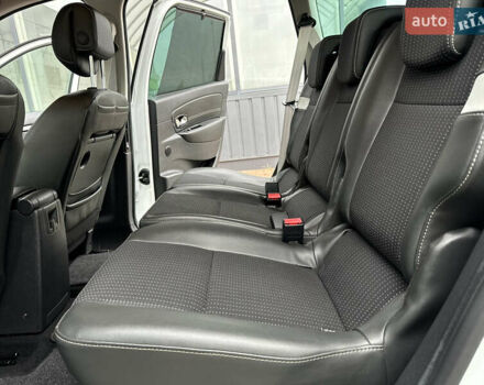 Белый Рено Гранд Сценик, объемом двигателя 1.6 л и пробегом 207 тыс. км за 9450 $, фото 80 на Automoto.ua