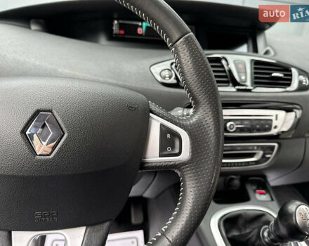 Белый Рено Гранд Сценик, объемом двигателя 1.6 л и пробегом 207 тыс. км за 9450 $, фото 70 на Automoto.ua