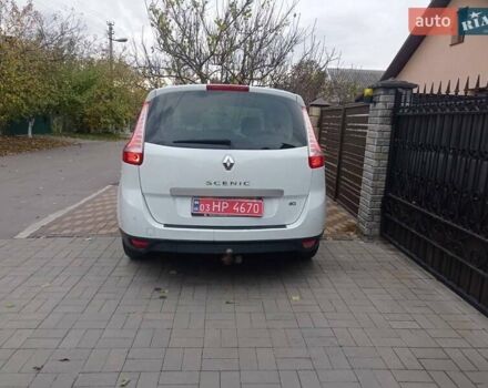 Білий Рено Гранд Сценік, об'ємом двигуна 1.5 л та пробігом 242 тис. км за 8250 $, фото 7 на Automoto.ua