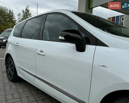 Белый Рено Гранд Сценик, объемом двигателя 1.6 л и пробегом 207 тыс. км за 9450 $, фото 14 на Automoto.ua