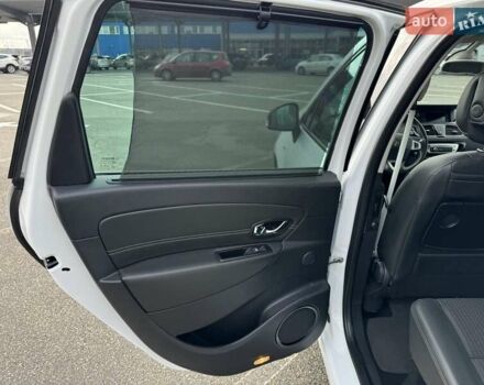 Белый Рено Гранд Сценик, объемом двигателя 1.5 л и пробегом 205 тыс. км за 10950 $, фото 18 на Automoto.ua