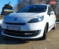 Белый Рено Гранд Сценик, объемом двигателя 1.5 л и пробегом 278 тыс. км за 8500 $, фото 6 на Automoto.ua