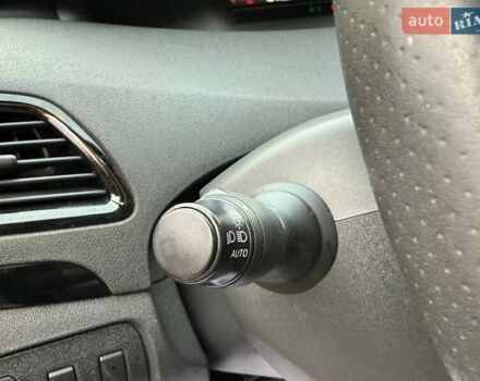 Белый Рено Гранд Сценик, объемом двигателя 1.6 л и пробегом 250 тыс. км за 8600 $, фото 25 на Automoto.ua