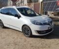Белый Рено Гранд Сценик, объемом двигателя 1.6 л и пробегом 298 тыс. км за 7900 $, фото 1 на Automoto.ua
