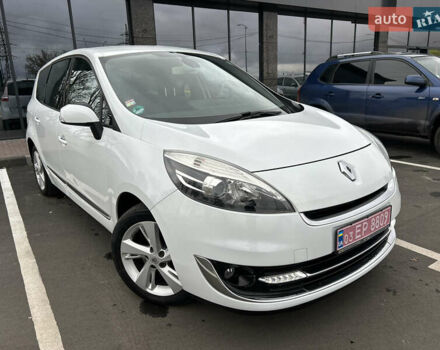 Белый Рено Гранд Сценик, объемом двигателя 1.5 л и пробегом 241 тыс. км за 9500 $, фото 36 на Automoto.ua