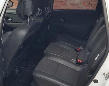 Білий Рено Гранд Сценік, об'ємом двигуна 1.5 л та пробігом 277 тис. км за 8100 $, фото 6 на Automoto.ua