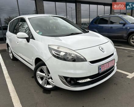 Белый Рено Гранд Сценик, объемом двигателя 1.5 л и пробегом 241 тыс. км за 9500 $, фото 1 на Automoto.ua