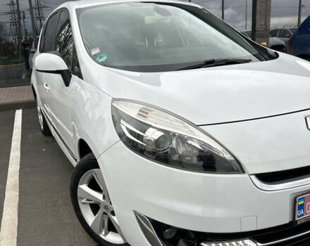 Белый Рено Гранд Сценик, объемом двигателя 1.5 л и пробегом 241 тыс. км за 9500 $, фото 168 на Automoto.ua