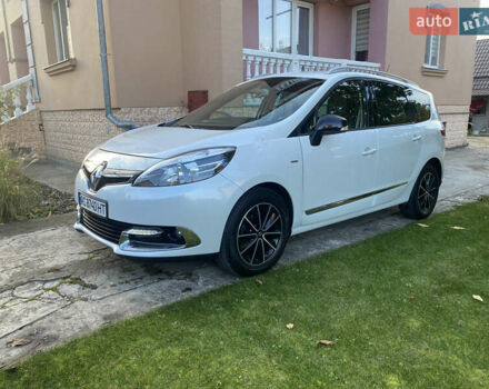 Рено Гранд Сценик 2013 в Ровно на Automoto.ua Белый Рено Гранд Сценик, объемом двигателя 1.5 л и пробегом 269 тыс. км за 9400 $, фото 10 на Automoto.ua