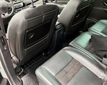 Белый Рено Гранд Сценик, объемом двигателя 1.6 л и пробегом 227 тыс. км за 10800 $, фото 6 на Automoto.ua