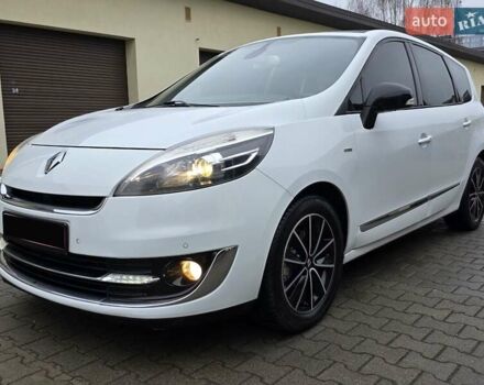 Белый Рено Гранд Сценик, объемом двигателя 1.6 л и пробегом 305 тыс. км за 7999 $, фото 6 на Automoto.ua