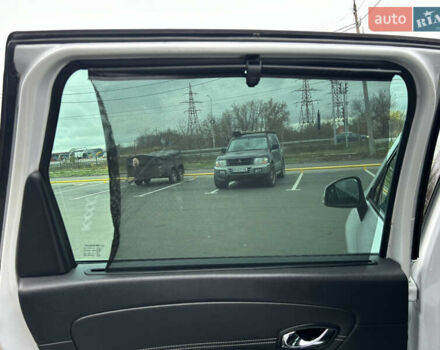 Белый Рено Гранд Сценик, объемом двигателя 1.5 л и пробегом 241 тыс. км за 9500 $, фото 117 на Automoto.ua