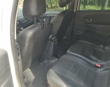 Белый Рено Гранд Сценик, объемом двигателя 1.5 л и пробегом 287 тыс. км за 8400 $, фото 31 на Automoto.ua