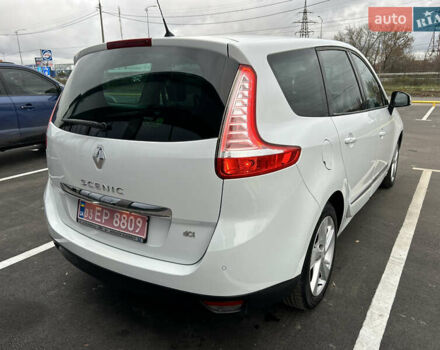 Белый Рено Гранд Сценик, объемом двигателя 1.5 л и пробегом 241 тыс. км за 9500 $, фото 104 на Automoto.ua