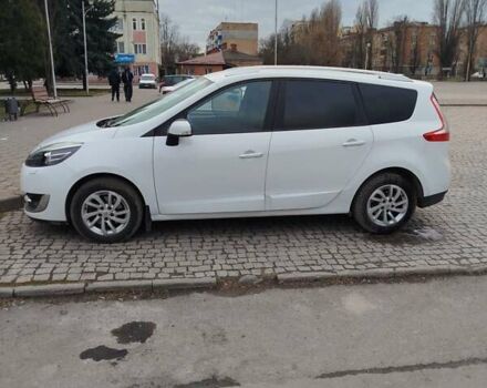 Белый Рено Гранд Сценик, объемом двигателя 1.6 л и пробегом 194 тыс. км за 8600 $, фото 9 на Automoto.ua