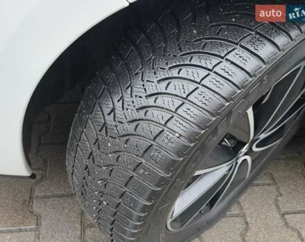 Белый Рено Гранд Сценик, объемом двигателя 1.6 л и пробегом 228 тыс. км за 8777 $, фото 22 на Automoto.ua