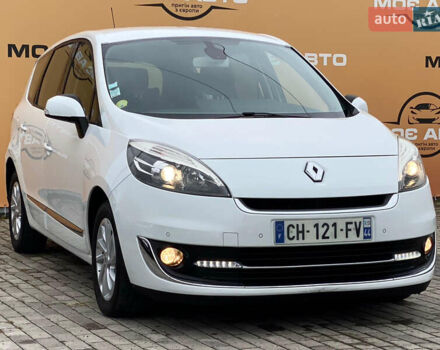 Белый Рено Гранд Сценик, объемом двигателя 1.5 л и пробегом 215 тыс. км за 8700 $, фото 2 на Automoto.ua