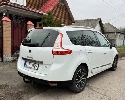 Белый Рено Гранд Сценик, объемом двигателя 1.6 л и пробегом 162 тыс. км за 10500 $, фото 21 на Automoto.ua
