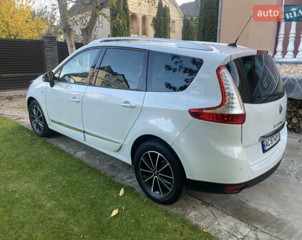 Рено Гранд Сценик 2013 в Ровно на Automoto.ua Белый Рено Гранд Сценик, объемом двигателя 1.5 л и пробегом 269 тыс. км за 9400 $, фото 13 на Automoto.ua