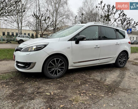 Белый Рено Гранд Сценик, объемом двигателя 1.6 л и пробегом 162 тыс. км за 10500 $, фото 11 на Automoto.ua