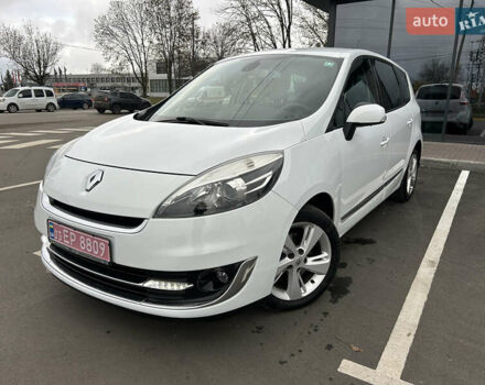 Белый Рено Гранд Сценик, объемом двигателя 1.5 л и пробегом 241 тыс. км за 9500 $, фото 99 на Automoto.ua