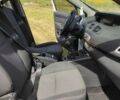 Білий Рено Гранд Сценік, об'ємом двигуна 1.5 л та пробігом 226 тис. км за 8000 $, фото 41 на Automoto.ua