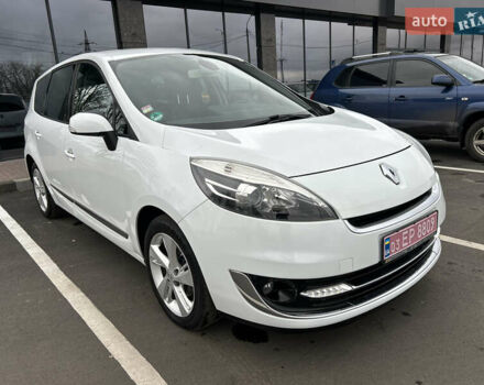 Белый Рено Гранд Сценик, объемом двигателя 1.5 л и пробегом 241 тыс. км за 9500 $, фото 106 на Automoto.ua