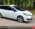 Білий Рено Гранд Сценік, об'ємом двигуна 1.5 л та пробігом 275 тис. км за 9500 $, фото 1 на Automoto.ua