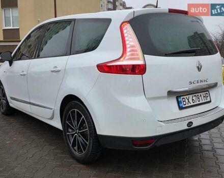 Белый Рено Гранд Сценик, объемом двигателя 1.6 л и пробегом 305 тыс. км за 7999 $, фото 2 на Automoto.ua
