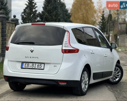 Белый Рено Гранд Сценик, объемом двигателя 1.5 л и пробегом 232 тыс. км за 8500 $, фото 11 на Automoto.ua