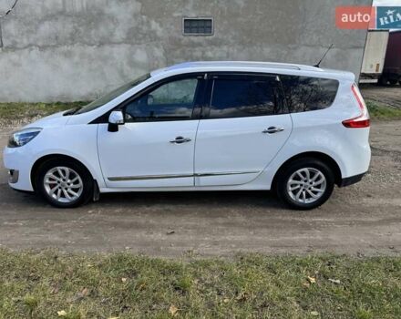 Рено Гранд Сценик 2013 в Калуше на Automoto.ua Белый Рено Гранд Сценик, объемом двигателя 1.5 л и пробегом 273 тыс. км за 7900 $, фото 3 на Automoto.ua