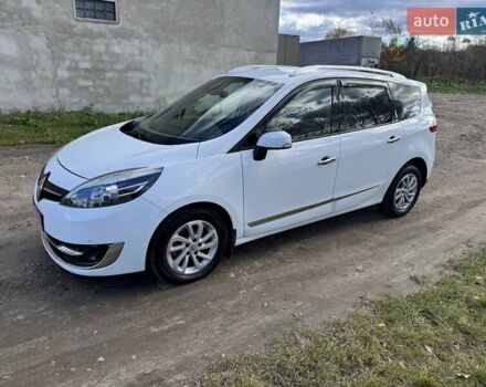 Рено Гранд Сценик 2013 в Калуше на Automoto.ua Белый Рено Гранд Сценик, объемом двигателя 1.5 л и пробегом 273 тыс. км за 7900 $, фото 2 на Automoto.ua