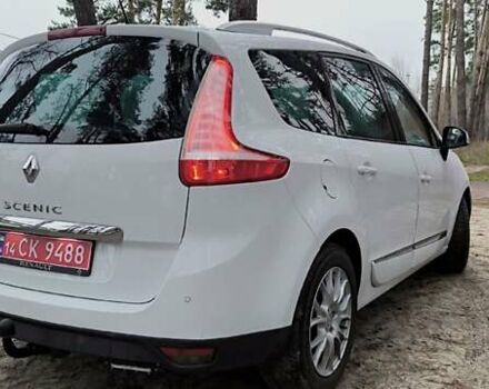 Білий Рено Гранд Сценік, об'ємом двигуна 1.5 л та пробігом 212 тис. км за 9350 $, фото 3 на Automoto.ua