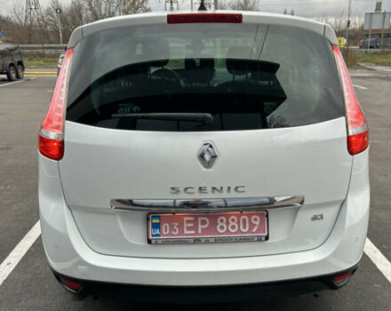 Белый Рено Гранд Сценик, объемом двигателя 1.5 л и пробегом 241 тыс. км за 9500 $, фото 8 на Automoto.ua