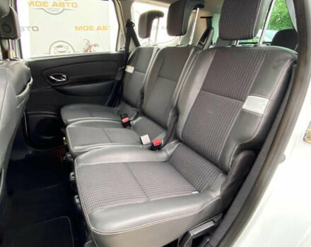 Білий Рено Гранд Сценік, об'ємом двигуна 1.5 л та пробігом 215 тис. км за 8700 $, фото 21 на Automoto.ua