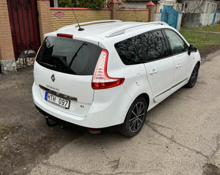 Белый Рено Гранд Сценик, объемом двигателя 1.6 л и пробегом 162 тыс. км за 10500 $, фото 20 на Automoto.ua