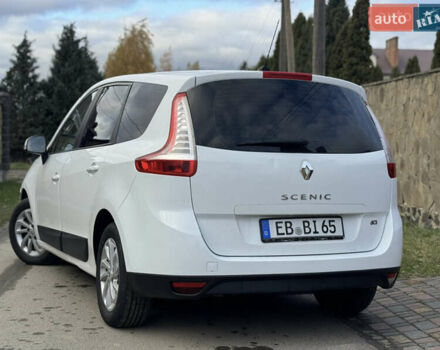 Белый Рено Гранд Сценик, объемом двигателя 1.5 л и пробегом 232 тыс. км за 8500 $, фото 13 на Automoto.ua