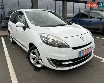 Белый Рено Гранд Сценик, объемом двигателя 1.5 л и пробегом 241 тыс. км за 9500 $, фото 142 на Automoto.ua