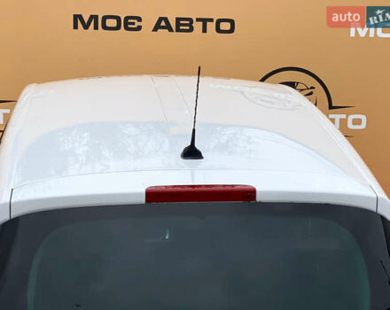 Білий Рено Гранд Сценік, об'ємом двигуна 1.5 л та пробігом 215 тис. км за 8700 $, фото 26 на Automoto.ua