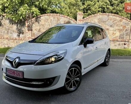 Білий Рено Гранд Сценік, об'ємом двигуна 1.2 л та пробігом 177 тис. км за 6999 $, фото 1 на Automoto.ua