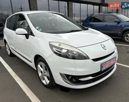 Белый Рено Гранд Сценик, объемом двигателя 1.5 л и пробегом 241 тыс. км за 9500 $, фото 44 на Automoto.ua
