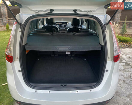 Рено Гранд Сценик 2013 в Ровно на Automoto.ua Белый Рено Гранд Сценик, объемом двигателя 1.5 л и пробегом 269 тыс. км за 9400 $, фото 22 на Automoto.ua