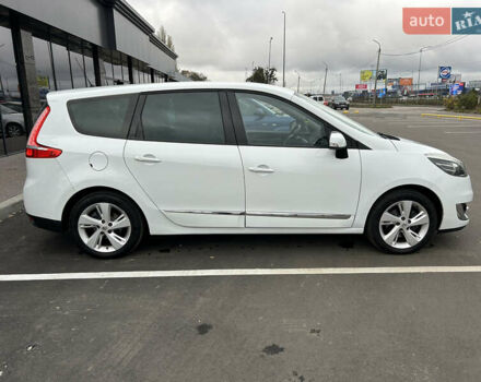 Белый Рено Гранд Сценик, объемом двигателя 1.5 л и пробегом 241 тыс. км за 9500 $, фото 102 на Automoto.ua