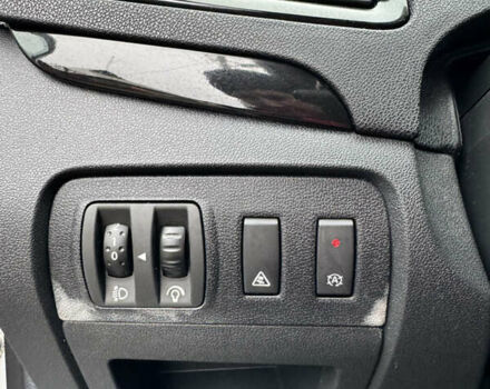 Белый Рено Гранд Сценик, объемом двигателя 1.6 л и пробегом 162 тыс. км за 10500 $, фото 44 на Automoto.ua