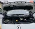 Белый Рено Гранд Сценик, объемом двигателя 1.6 л и пробегом 228 тыс. км за 8777 $, фото 25 на Automoto.ua