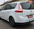 Белый Рено Гранд Сценик, объемом двигателя 1.6 л и пробегом 228 тыс. км за 8777 $, фото 2 на Automoto.ua